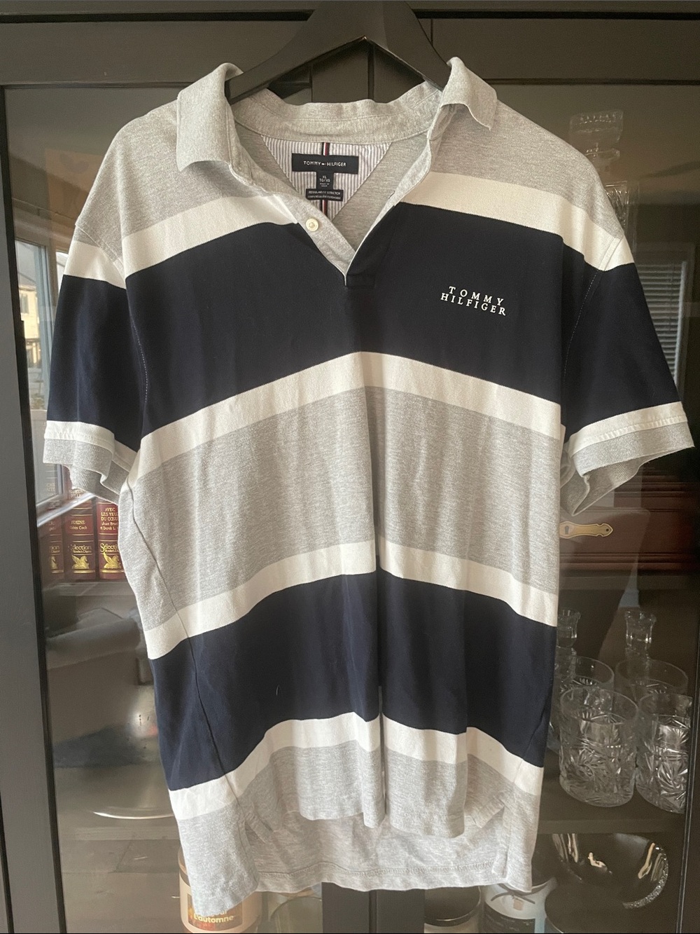 Tommy Hilfiger Men's Gray & Navy Wide-Stripe Polo